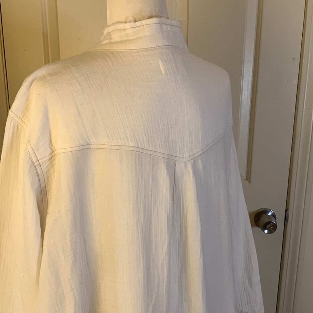 Free People Ivory Button-Front Peasant Top - Picture 10 of 16